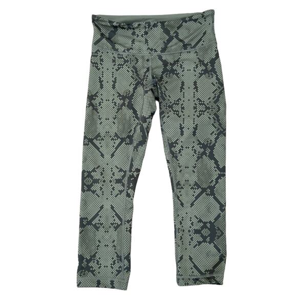 lululemon athletica Pants - Lululemon Wunder Under Crop III Full-On Luon Ziggy Snake Fatigue Gator Green 6